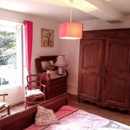 Bed and Breakfast L'Ermitage à Floing Extérieur photo