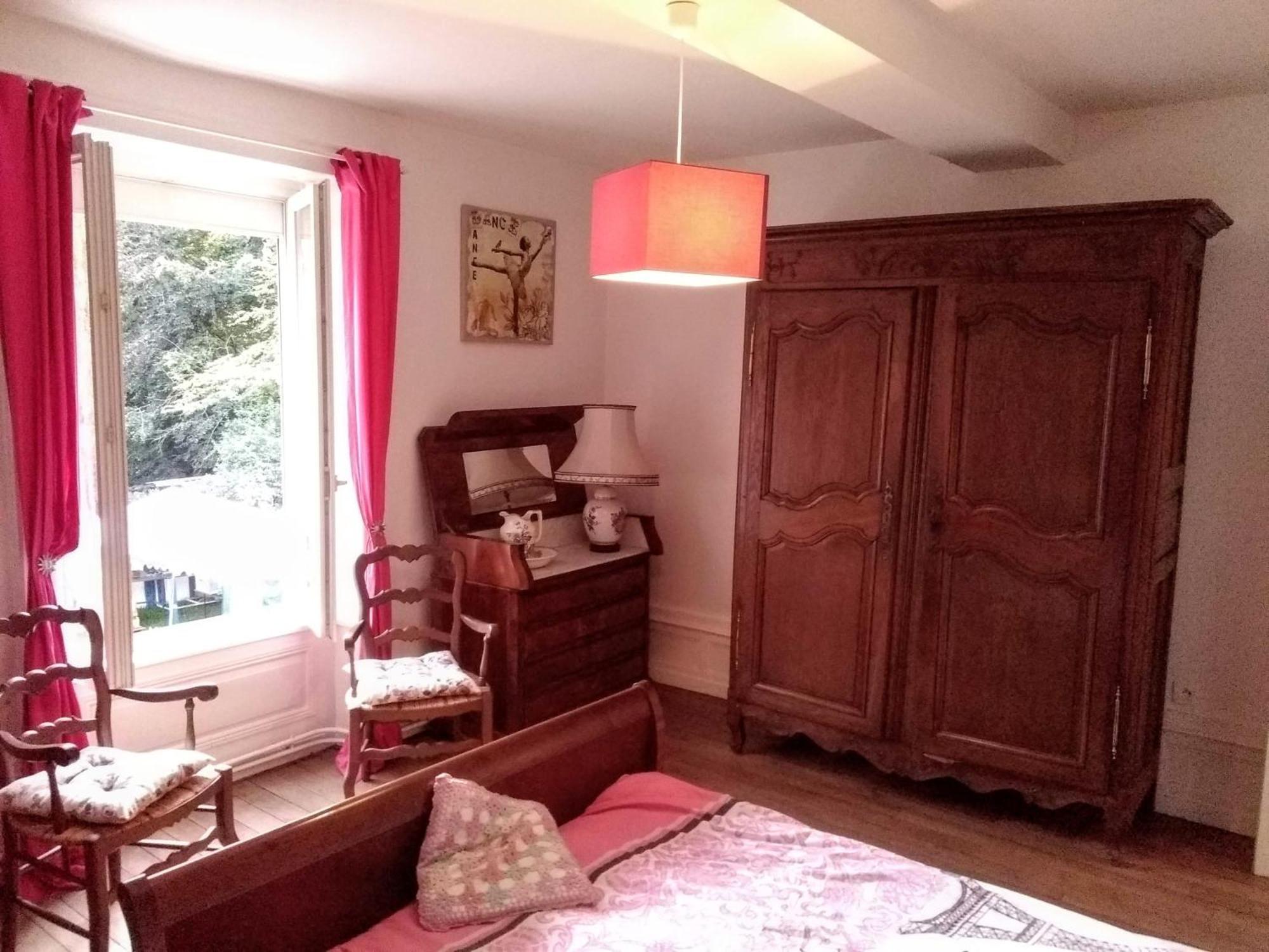 Bed and Breakfast L'Ermitage à Floing Extérieur photo